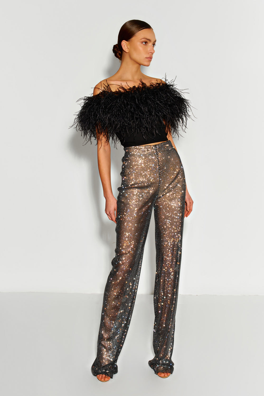 Black top with feathers on the shoulders - Semenenko-store