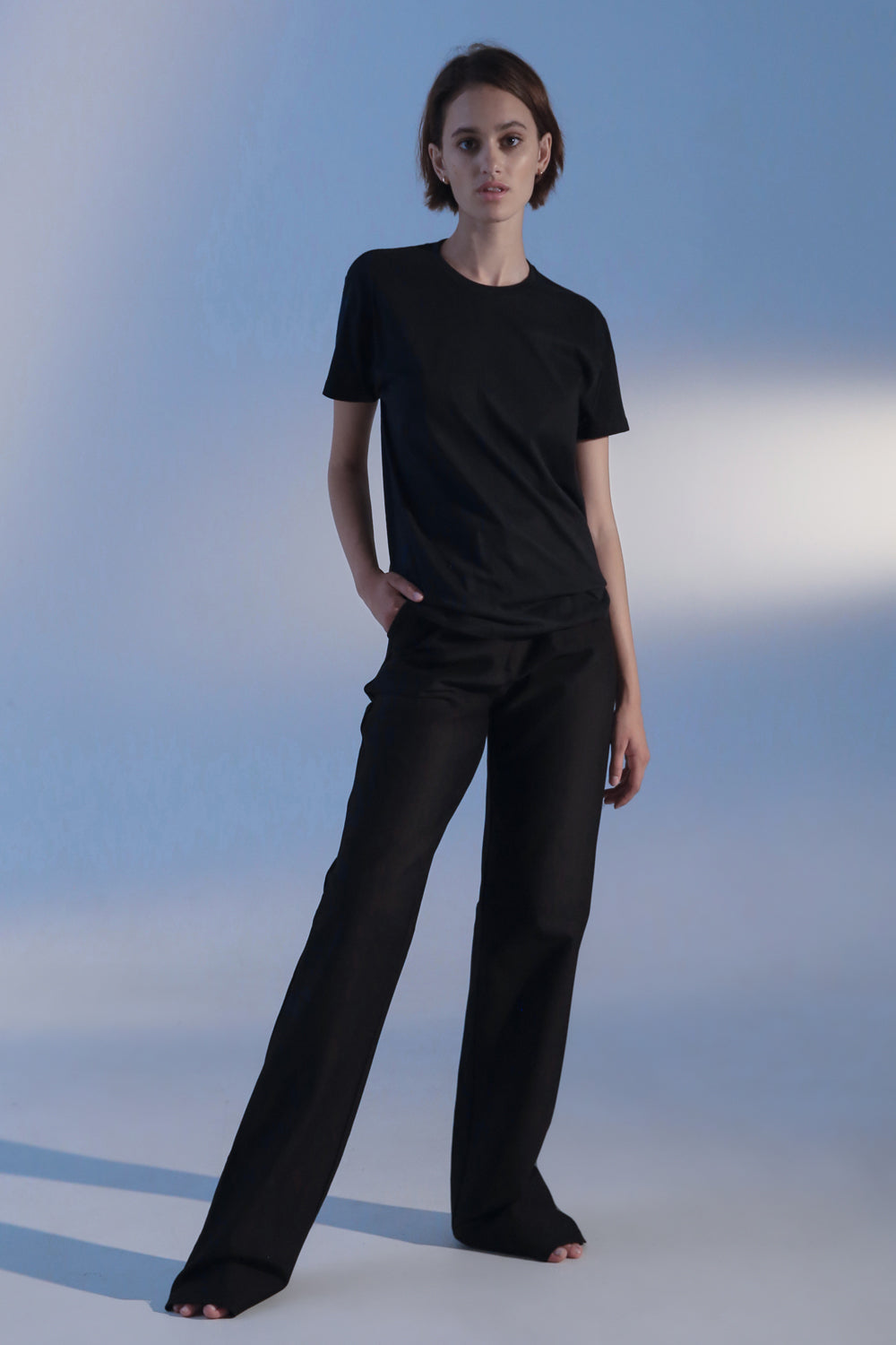 Black t-shirt with a heart on the back - Semenenko-store