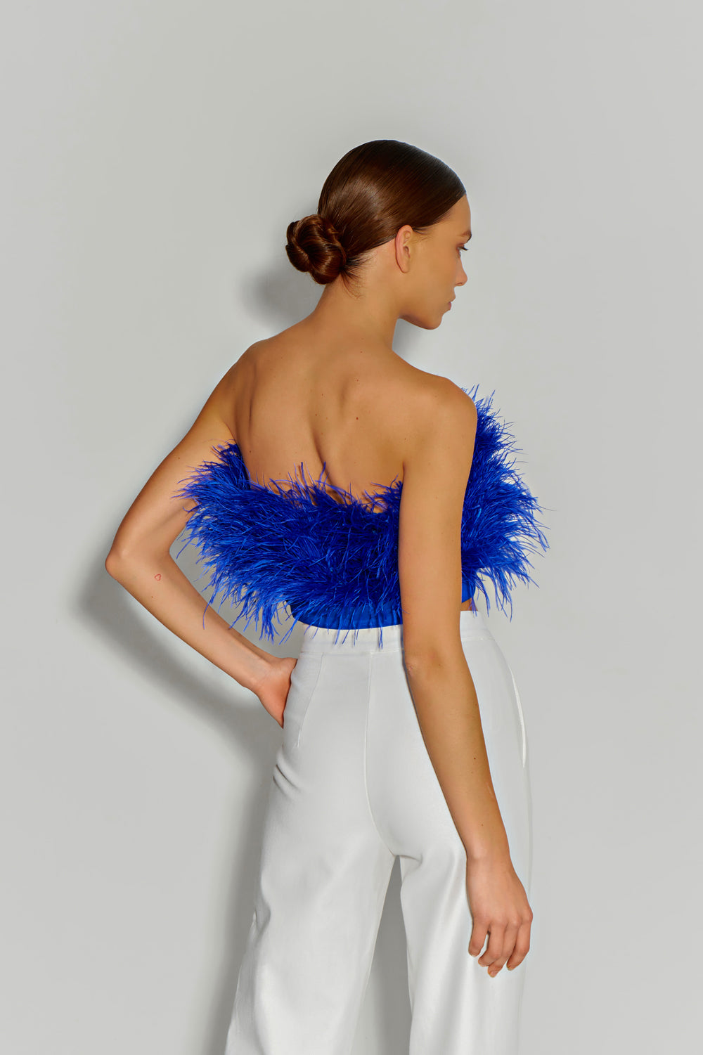 Classic feather top in electric color